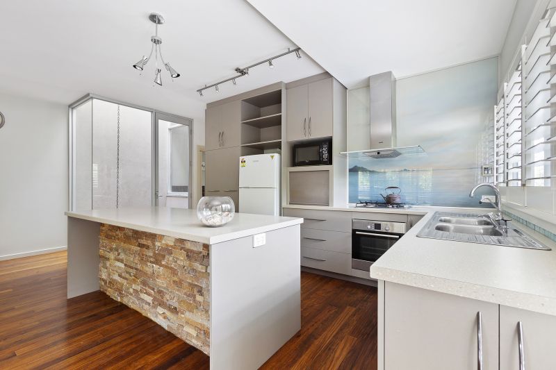 2/6 McLennan Street Apollo Bay VIC, Apollo Bay - Thumbnail 3
