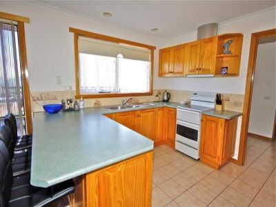 3
 
 
 
  
 
 
 2
 
 
 
  
 
 
 2
 
 
 
 
 
 
 
 9 Monaghan Street, LATROBE TAS 7307, Latrobe - Thumbnail 5