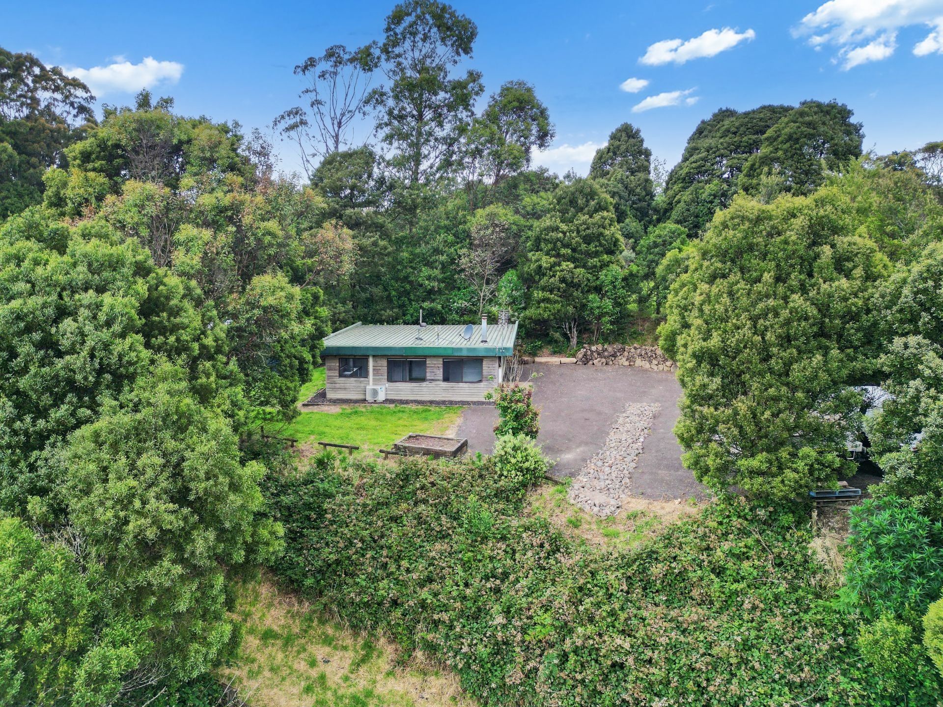 4 College Drive, Lavers Hill - Thumbnail 2