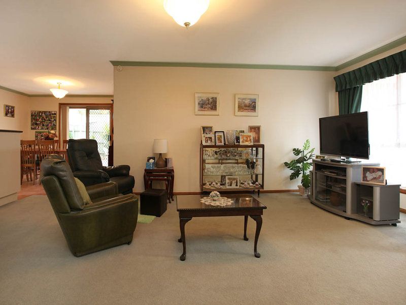 1B Fell Court, Altona Meadows - Thumbnail 5