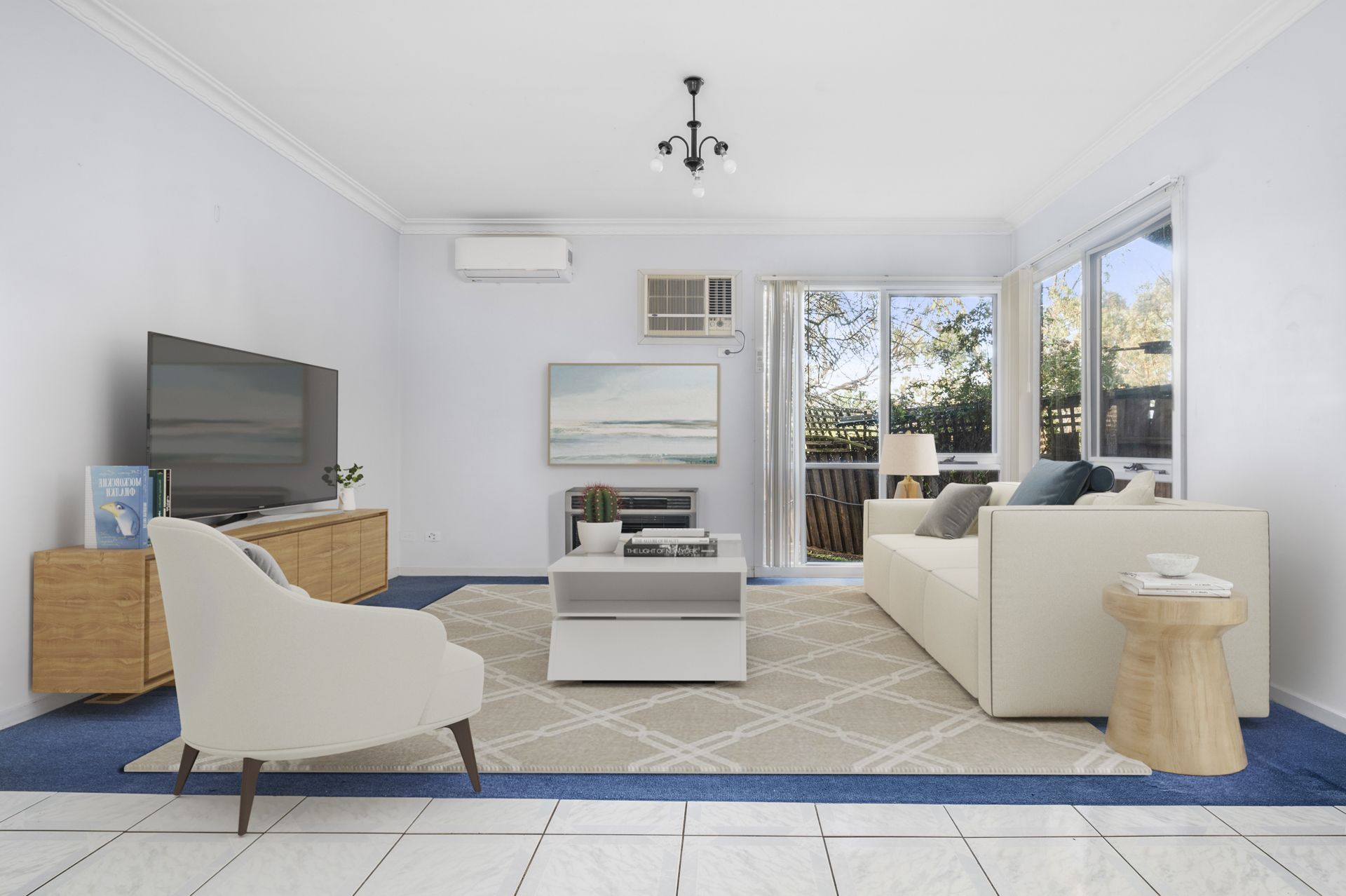 PERFECT FIRST HOME OR INVESTMENT - GREAT  LOCATION
