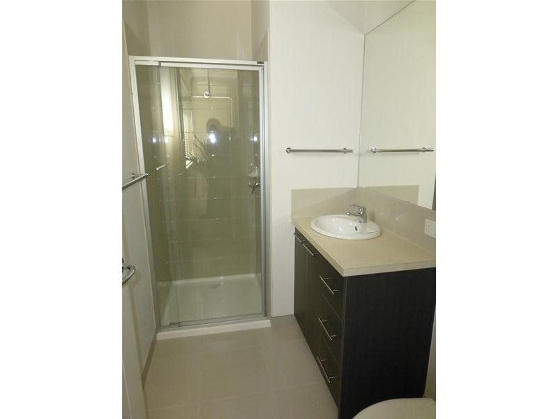 Huge 3 Bedroom Unit with Superb Alfresco Area