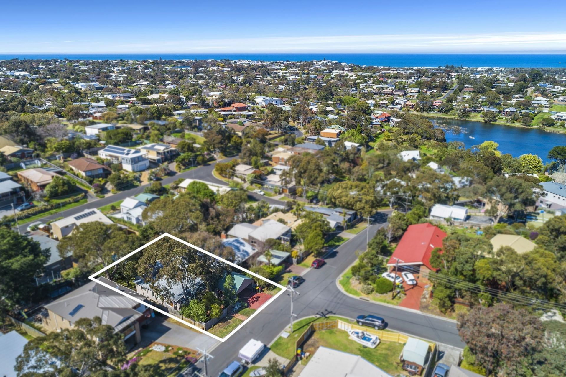 13 Seagull Grove Ocean Grove VIC, Ocean Grove - Thumbnail 3