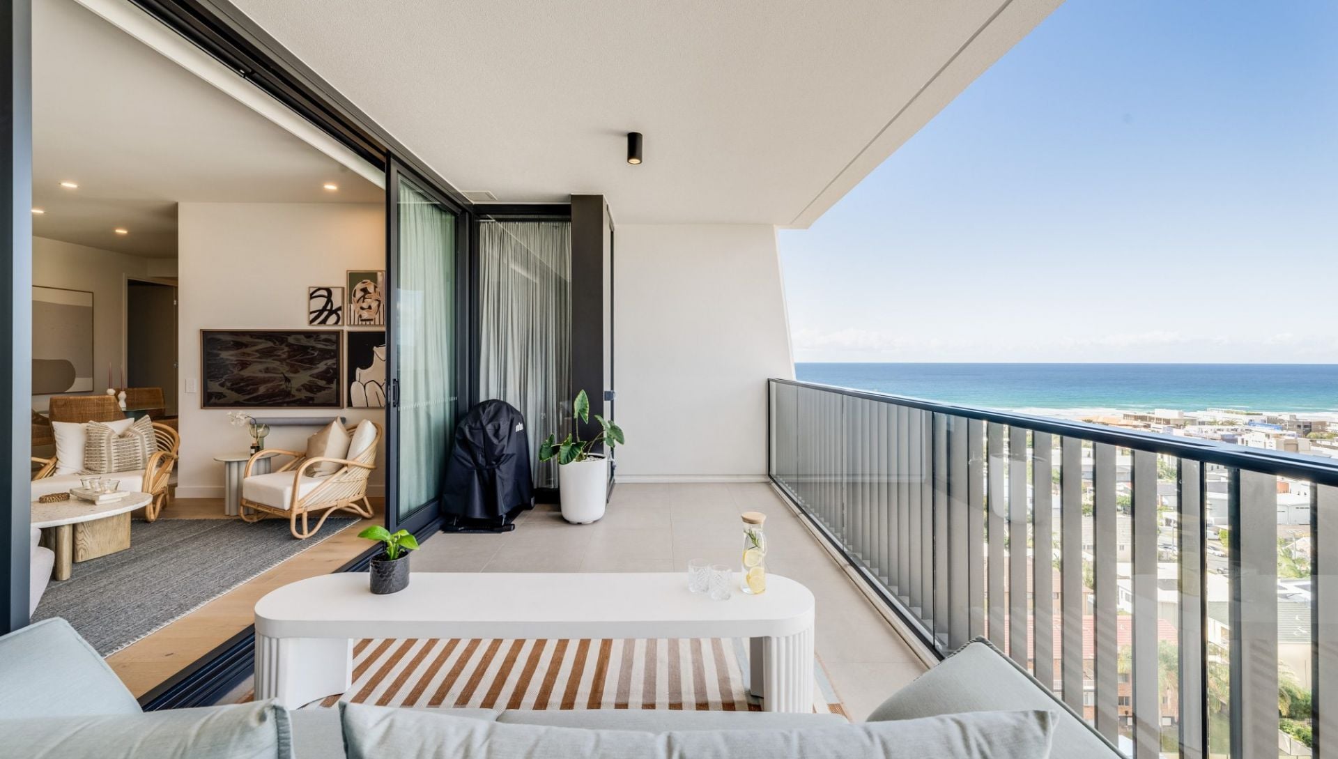 1305/43-49 Peerless Avenue, Mermaid Beach - Thumbnail 8