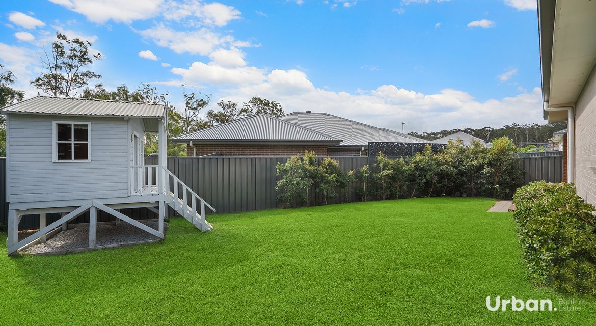 Wadalba 72 Figtree Boulevard