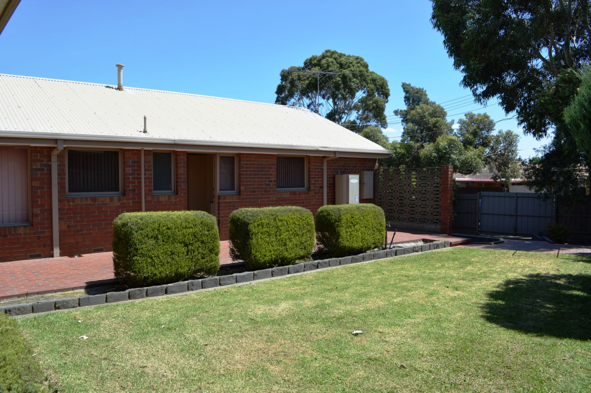 PICTURE-PERFECT HOME IN PRIME LOCATION