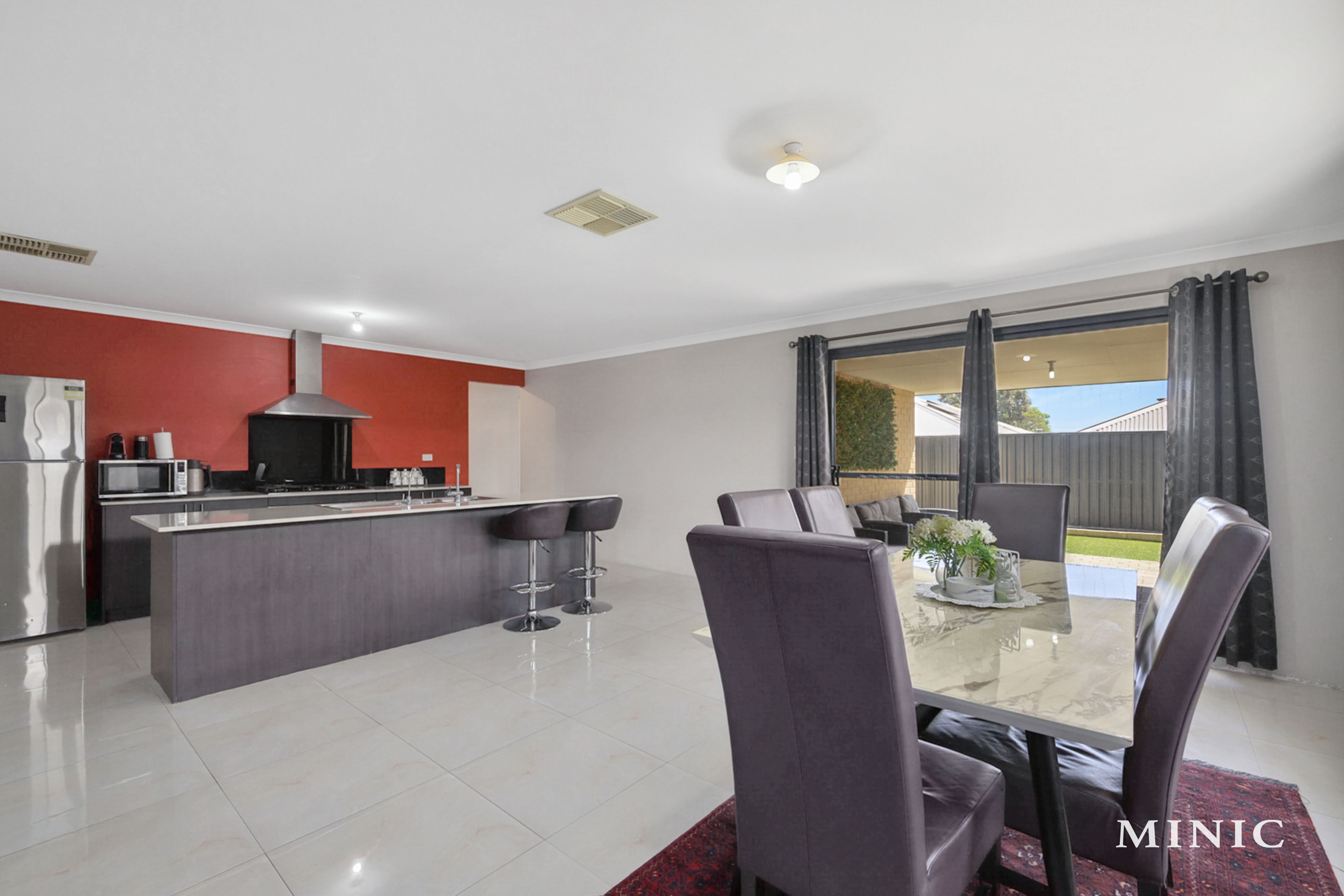 Real Estate For Sale 21 Strathclyde Circuit Champion Lakes , WA