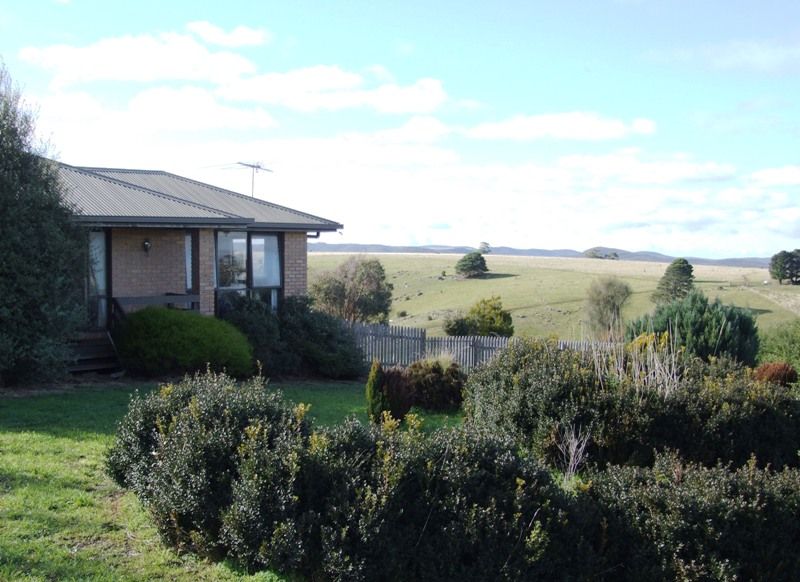 1577 Gisborne Road, Bacchus Marsh - Thumbnail 2