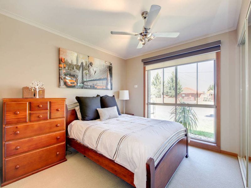1 Hammond Court, Altona Meadows - Thumbnail 7
