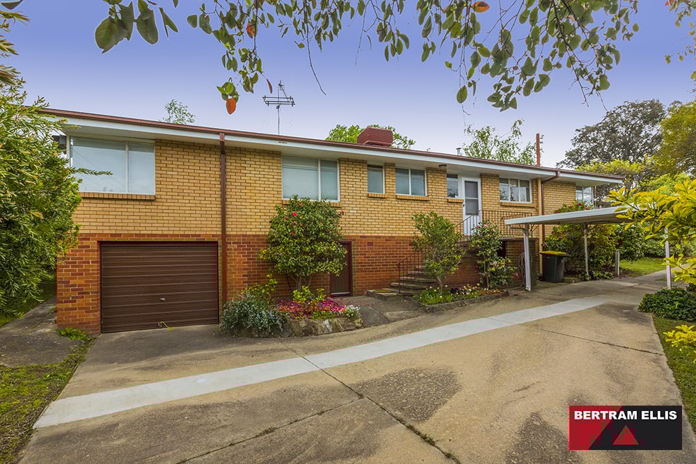 Real Estate For Sale 107 Burnie Street Lyons , ACT