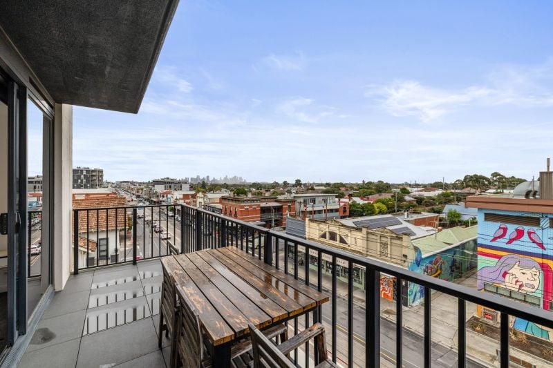 302/690 High Street, Thornbury