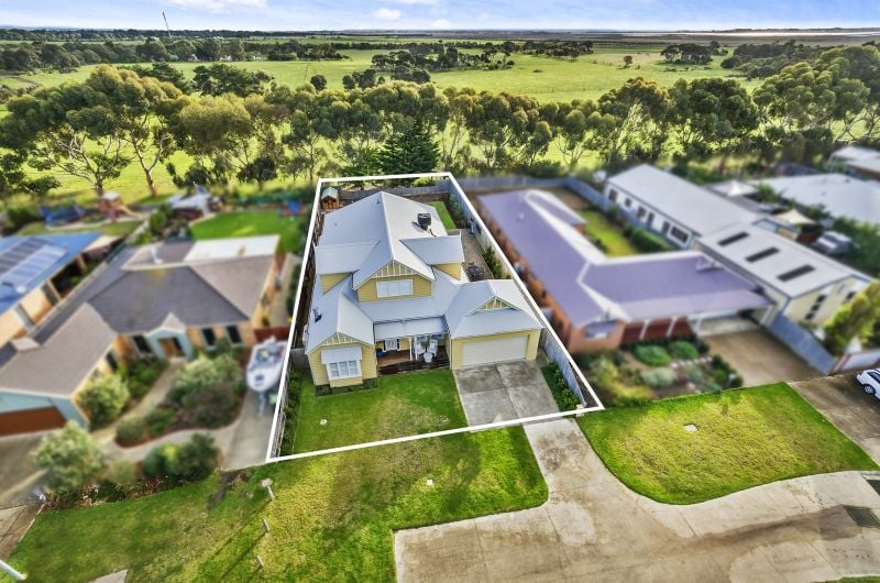 11 Glyndon Court Barwon Heads VIC, Barwon Heads - Thumbnail 2