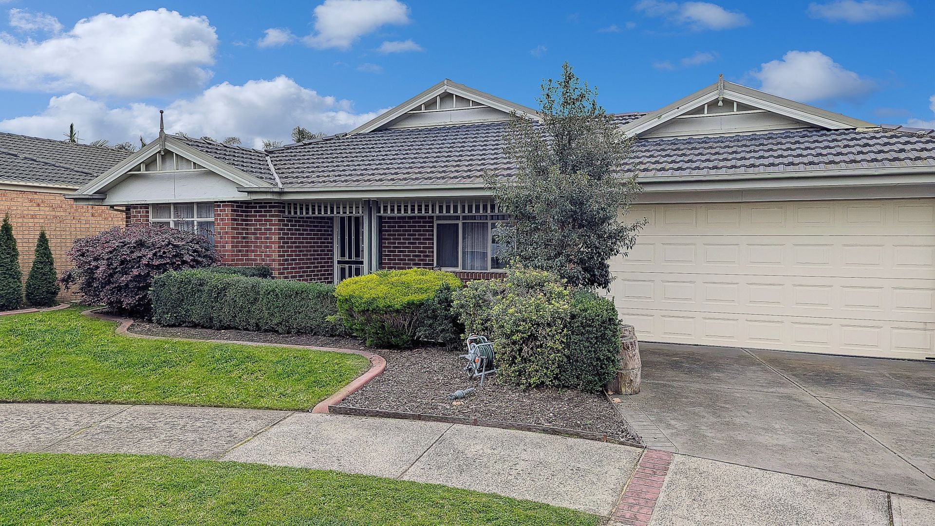 8 Plymtree Court, Narre Warren South VIC