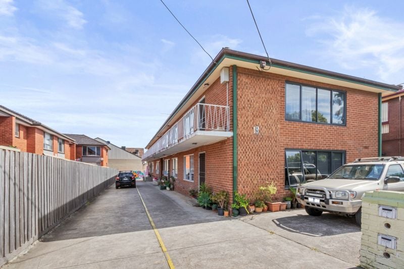 1/19 Normanby Avenue, Thornbury