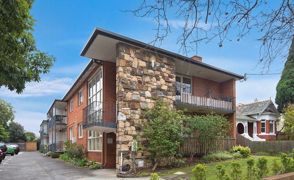 **Great Location in Picturesque Street**