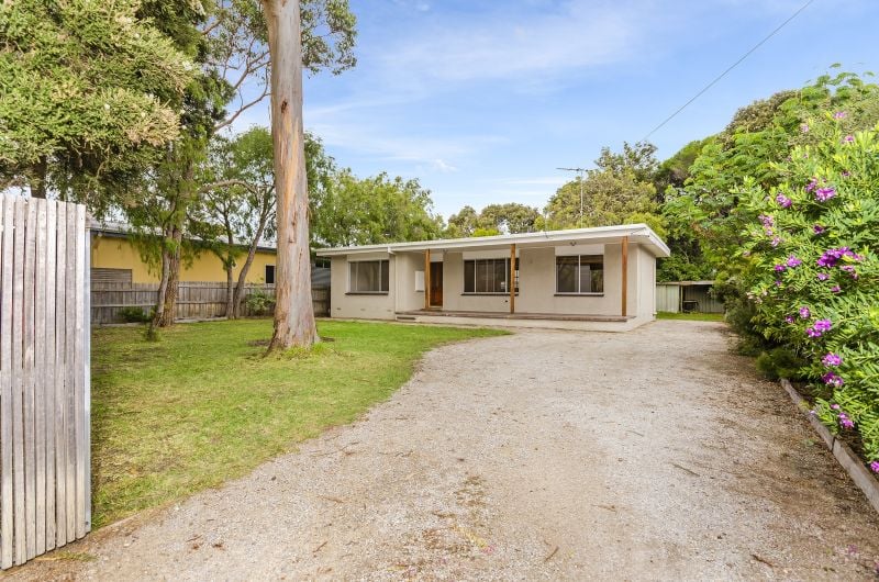 13 Saratoga Avenue BARWON HEADS VIC, Barwon Heads - Thumbnail 2