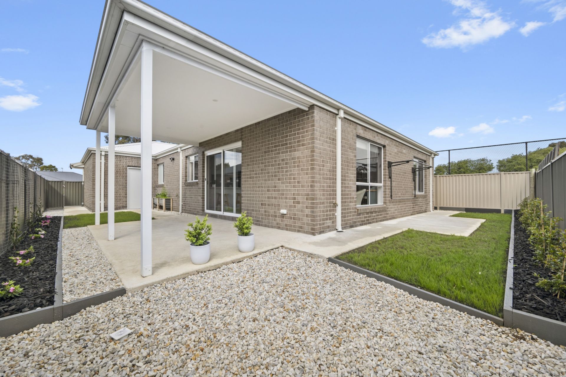 16 Henlix Court, Mount Clear, Mount Clear - Thumbnail 2