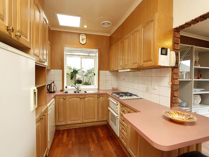12 Stirling Avenue, Altona - Thumbnail 8