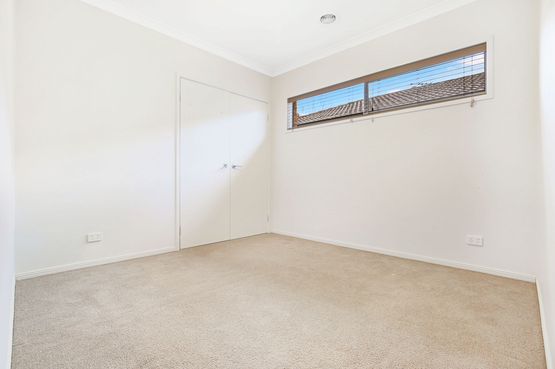 FAMILY HOME IN HAWKESTOWE!