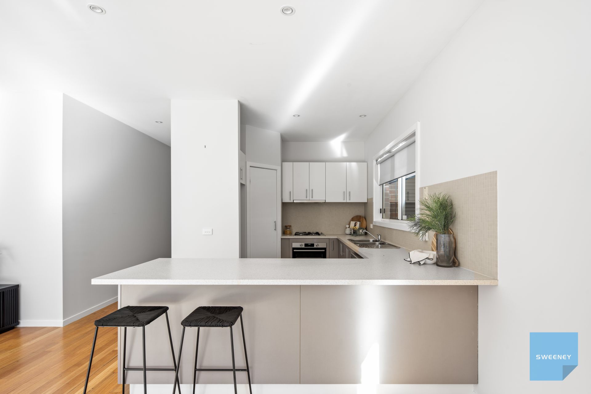 20 Hawthorn Way, Caroline Springs - Thumbnail 6