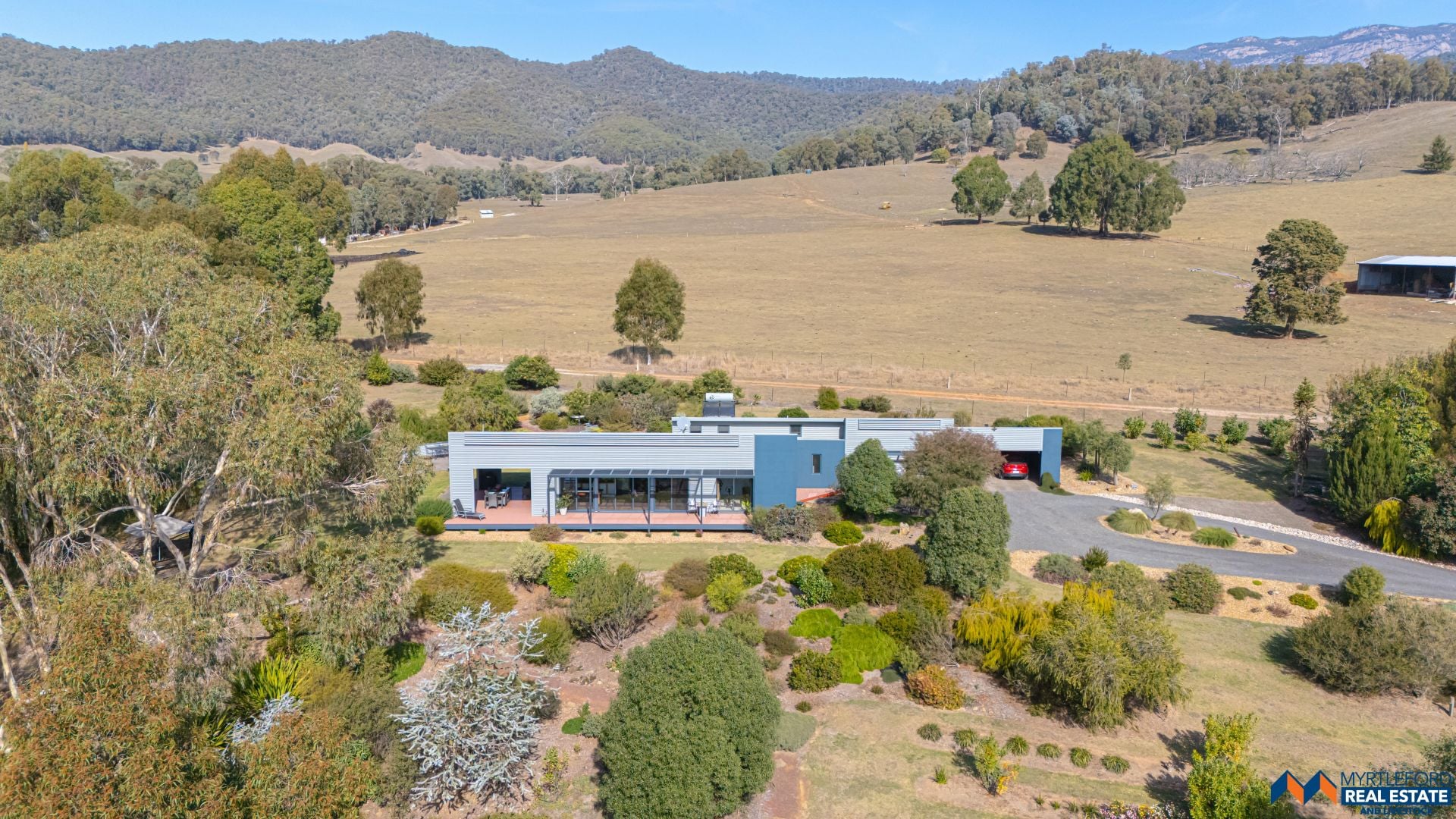 261. Wobonga Lane, MYRTLEFORD, Myrtleford - Thumbnail 2