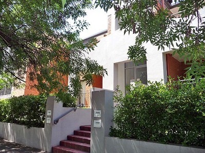 14/2 Namatjira Drive, Weston