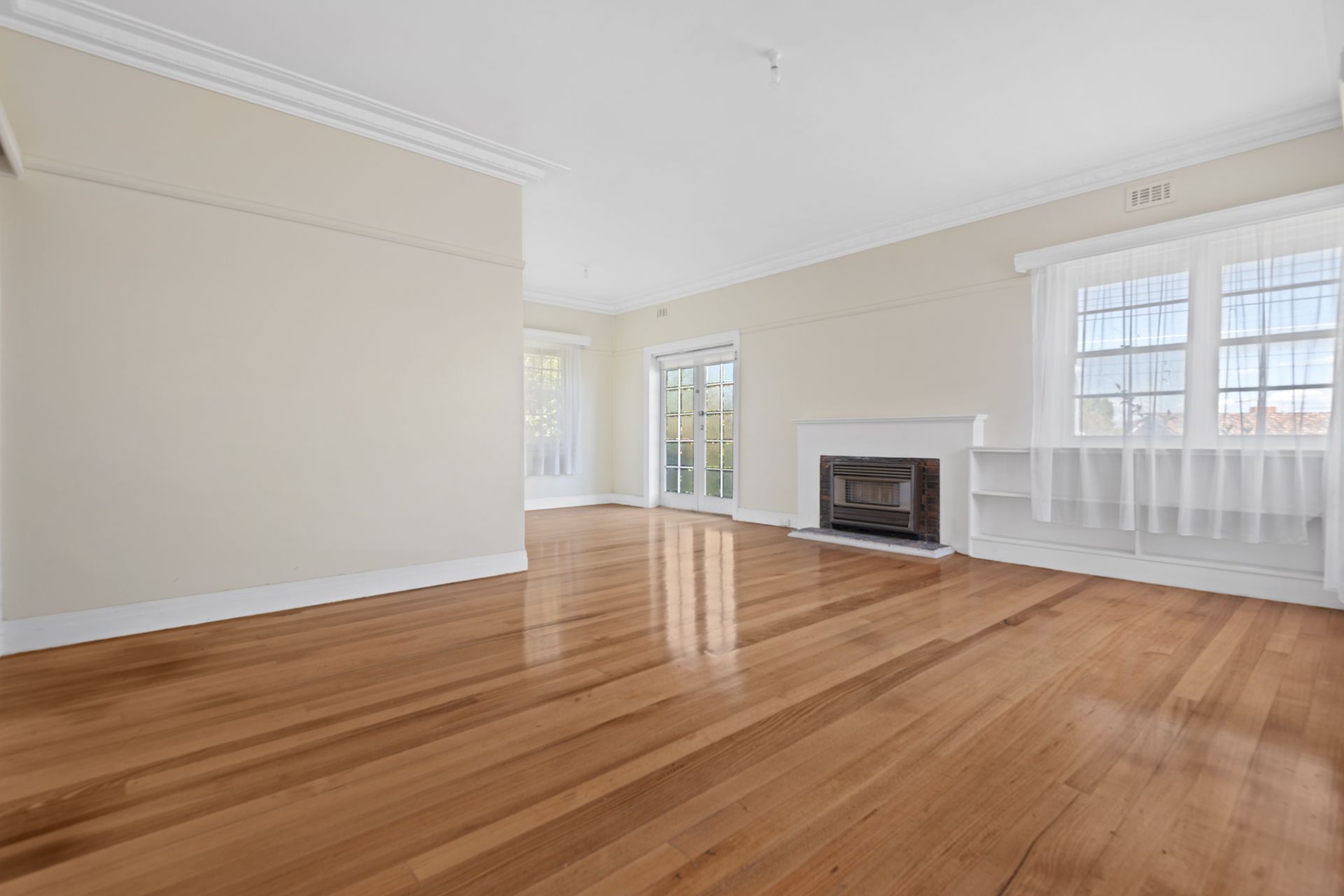 CLINKER CLASSIC - RESIDENTIAL GROWTH ZONE 1 APPROX 730m2