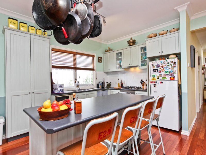 34 Mount Way, Caroline Springs - Thumbnail 3