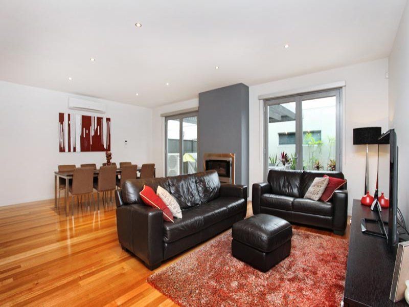 36 Bursaria Drive, Caroline Springs - Thumbnail 2