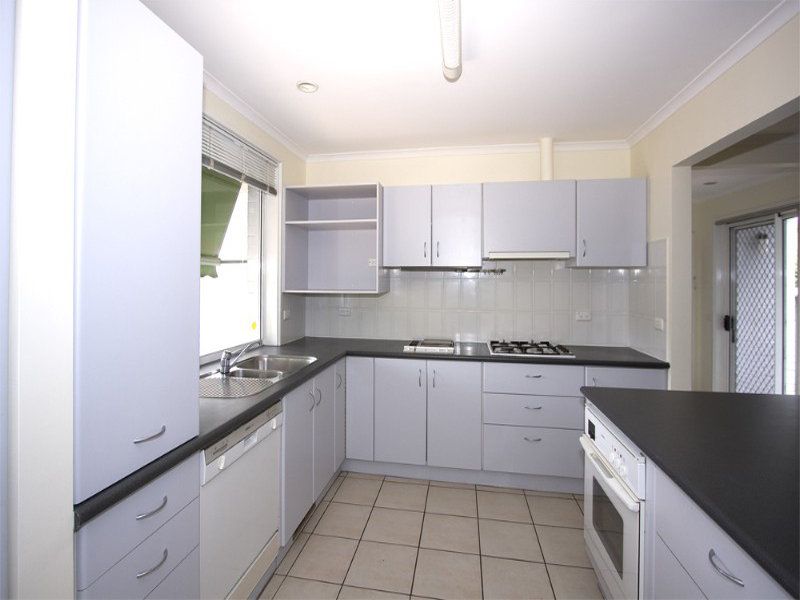 3 Pilbara Place, Fisher - Thumbnail 7