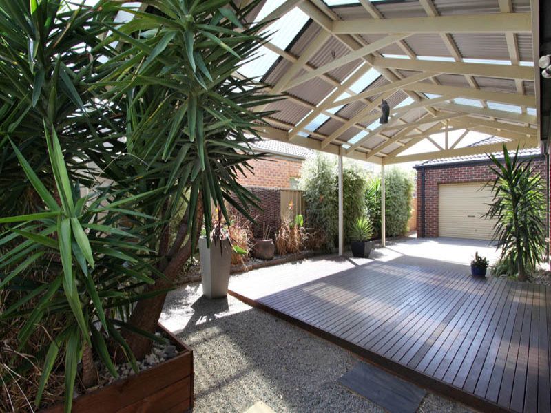 38 Central Parkway, Caroline Springs - Thumbnail 5