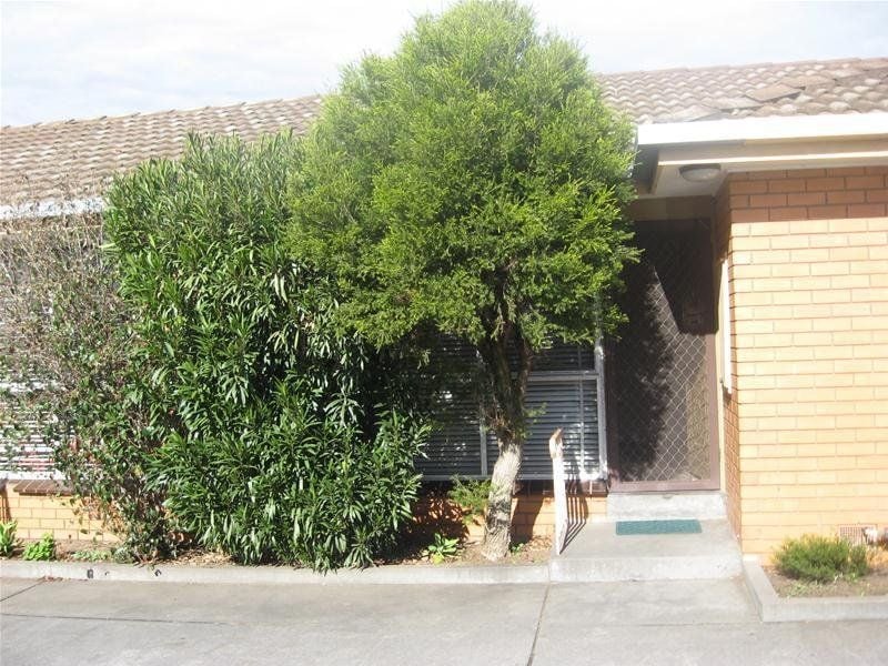 3/398 Station Street, Lalor