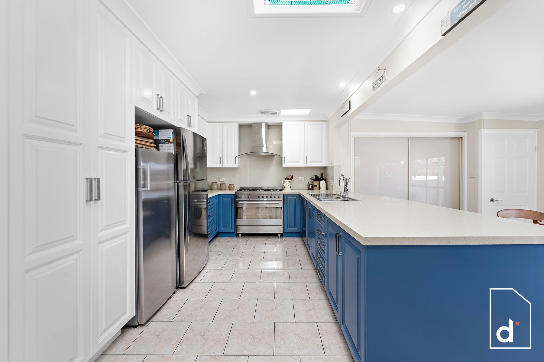 11 Narelle Crescent, Woonona NSW