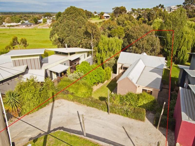30 Blue Waters Drive OCEAN GROVE VIC, Ocean Grove - Thumbnail 3