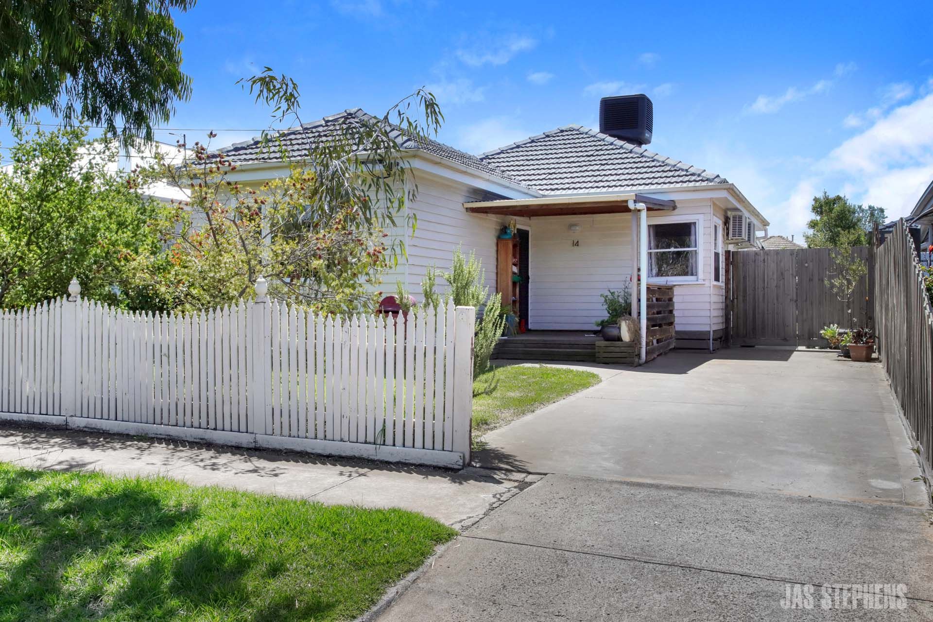 14 Gwelo Street West Footscray VIC, West Footscray - Thumbnail 2