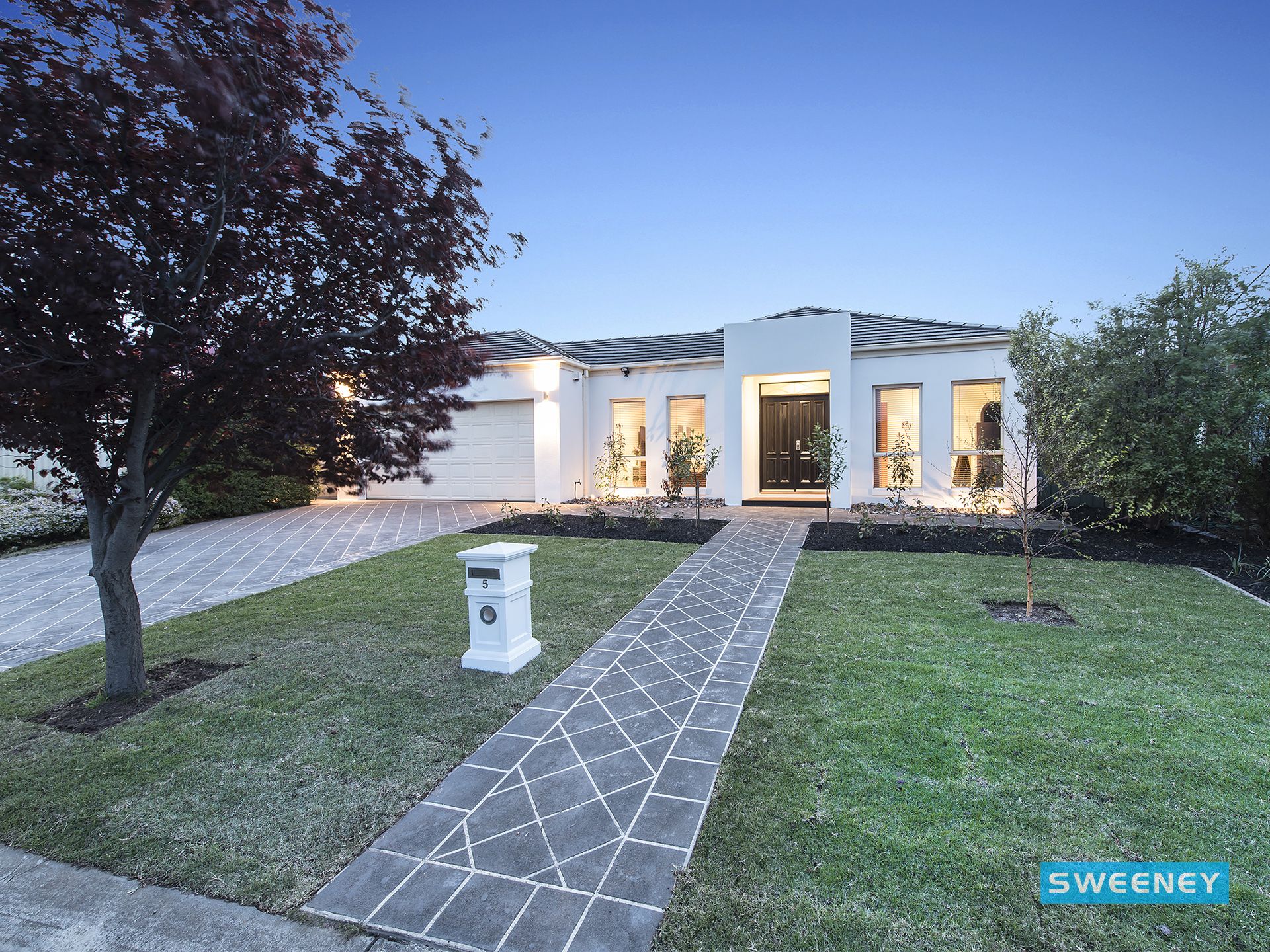 5 Sidney Place, Caroline Springs - Thumbnail 2