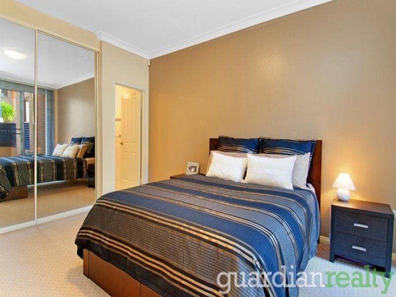 31/12-18 Conie Avenue BAULKHAM HILLS NSW, Baulkham Hills - Thumbnail 5