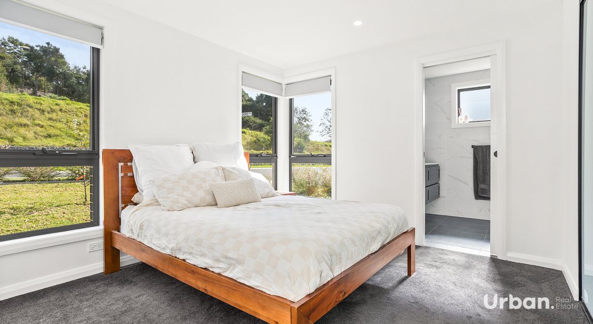 Tullimbar 35 Candelo Place