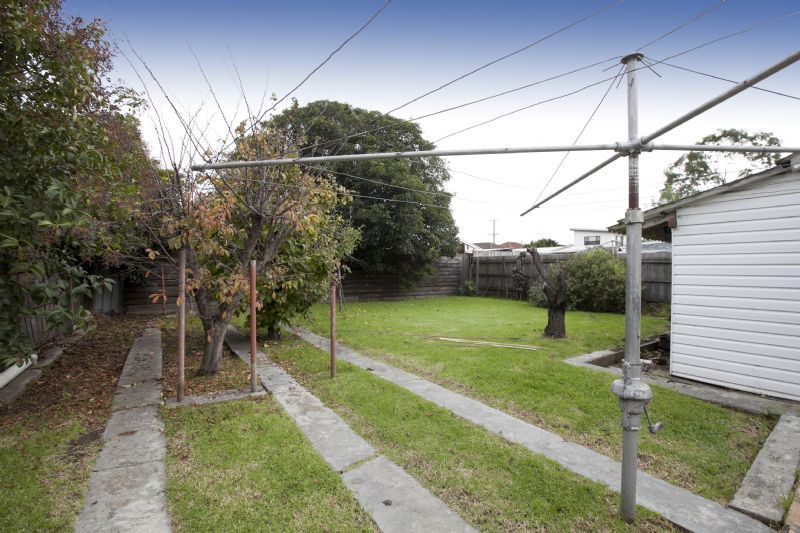 64 Ballard Street, Yarraville - Thumbnail 5