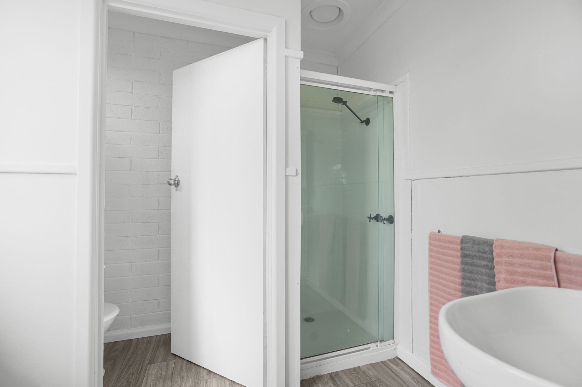 1-3/50 Cambridge Street, Wendouree, Wendouree - Thumbnail 3