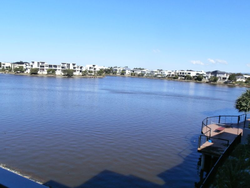 real-estate-for-lease-4-3028-the-boulevard-carrara-qld