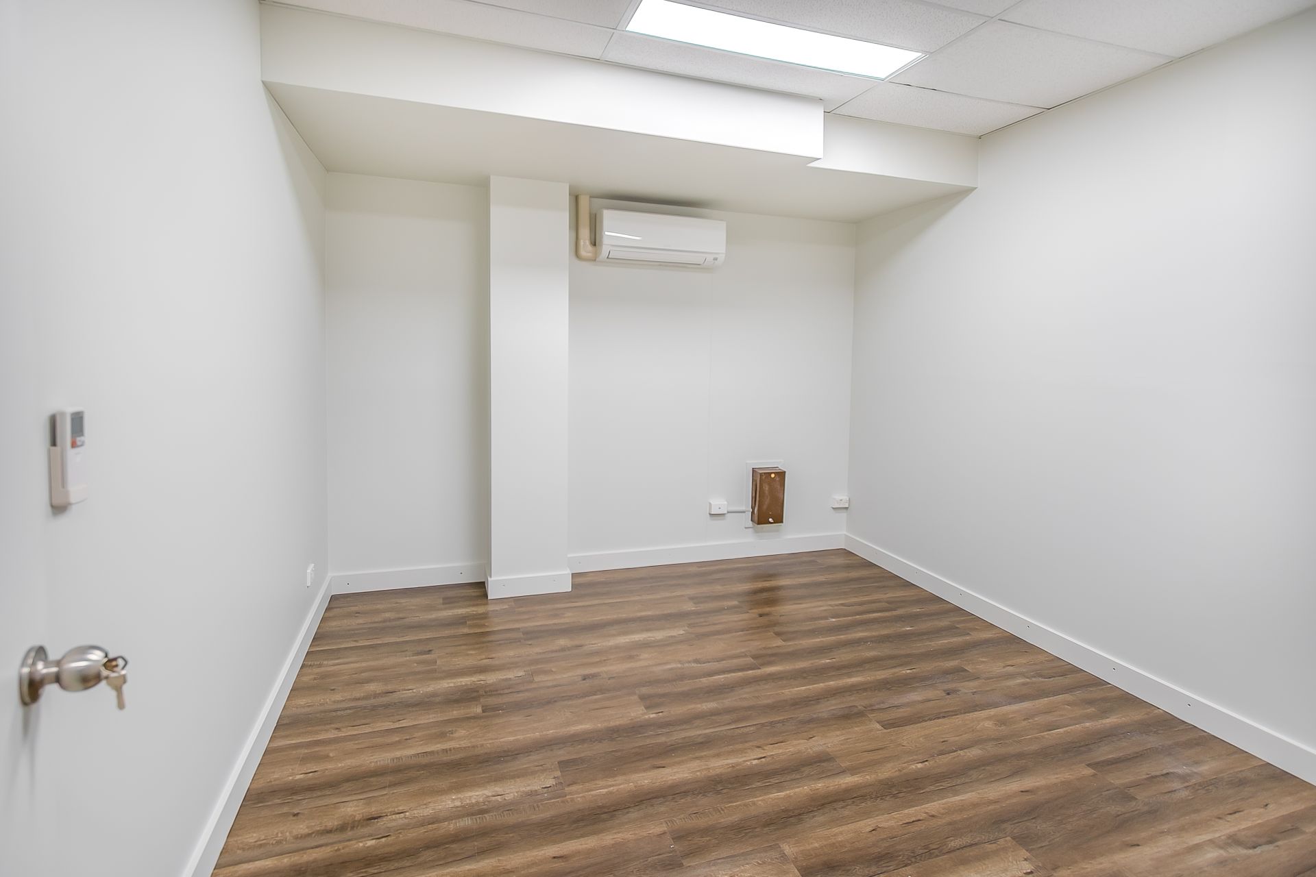 BOUTIQUE FIRST FLOOR OFFICE IN PRIME LOCATION - OWNER WILL CONSIDER ALL OFFERS