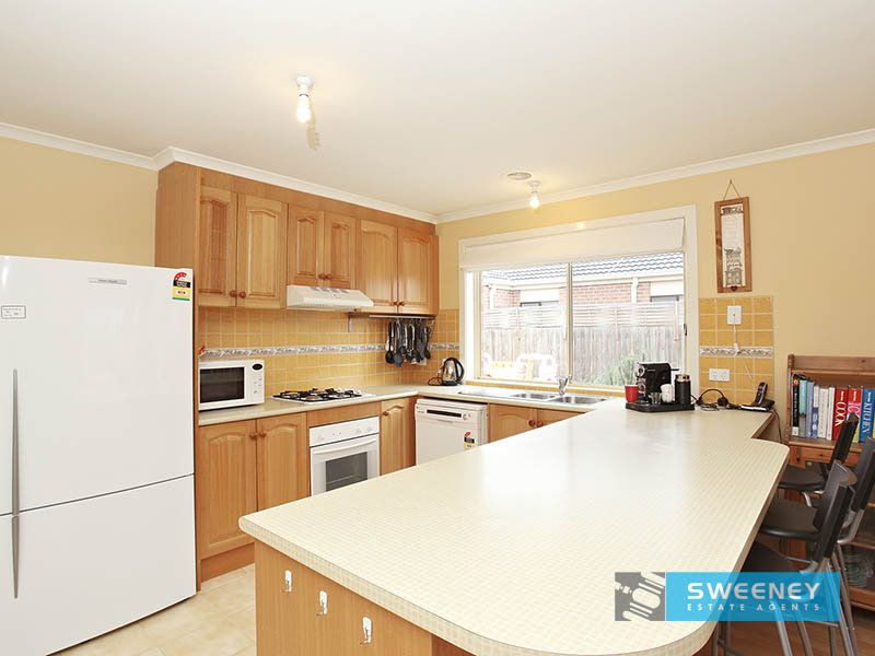 119 Waratah Drive, Altona Meadows - Thumbnail 3