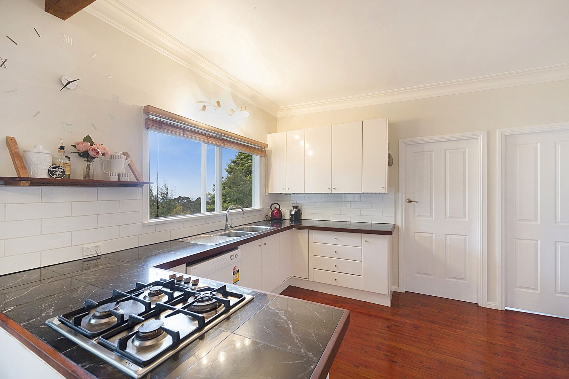 5 Bellbird Crescent, Bowen Mountain - Thumbnail 7