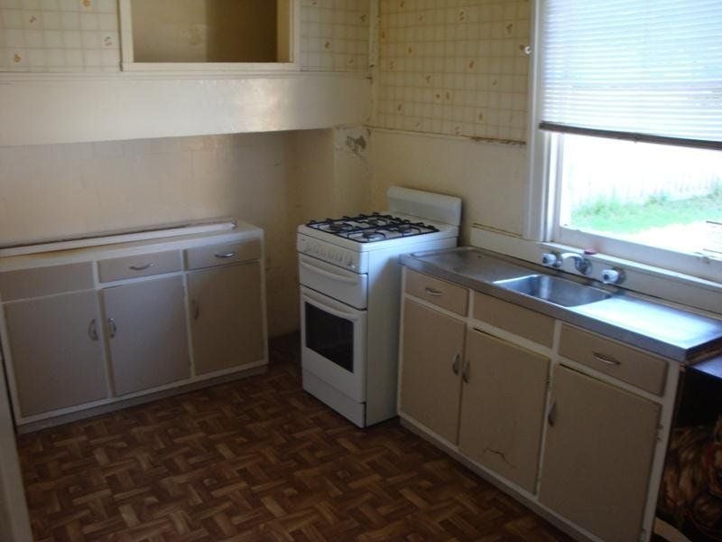 CLOSE TO ALL AMENITIES!