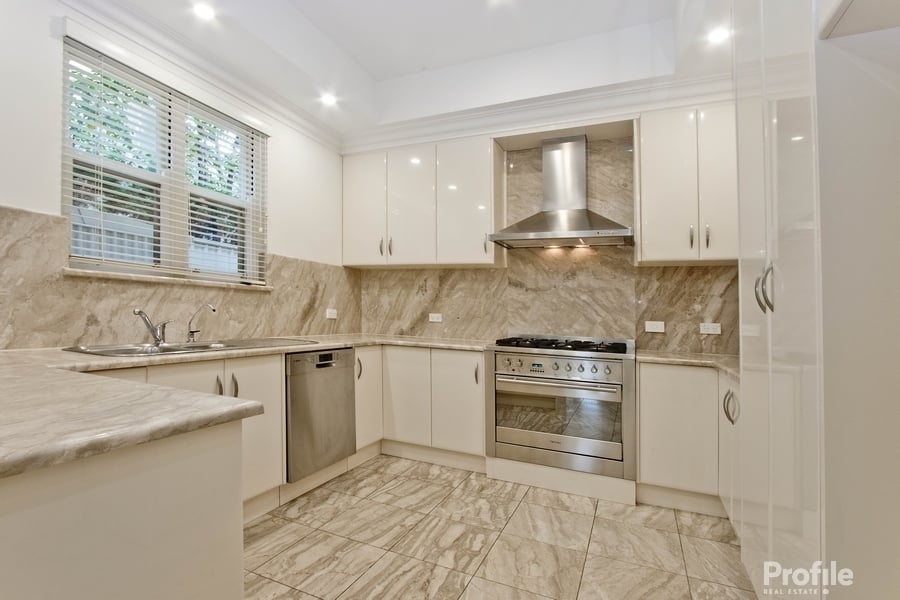 1/7 Charra Street Hyde Park 5061