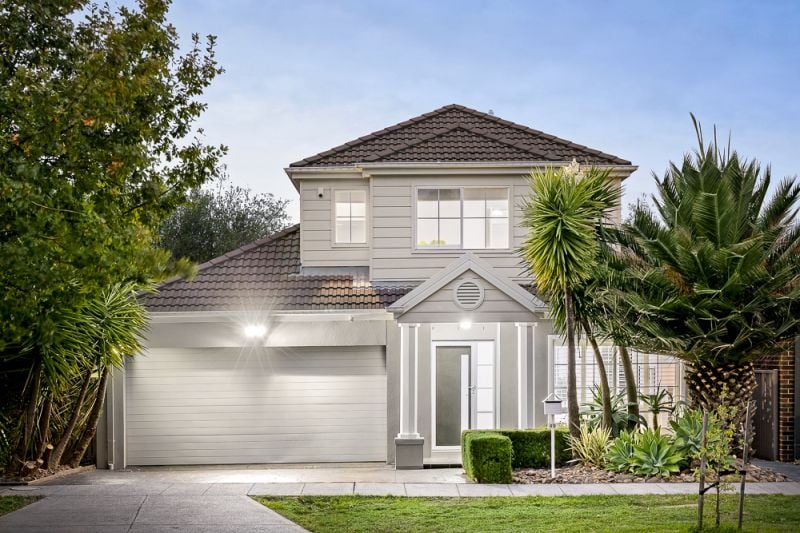 49 Oakview Parade, Caroline Springs - Thumbnail 2