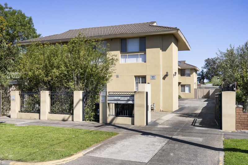 2/99 Major Road, Fawkner