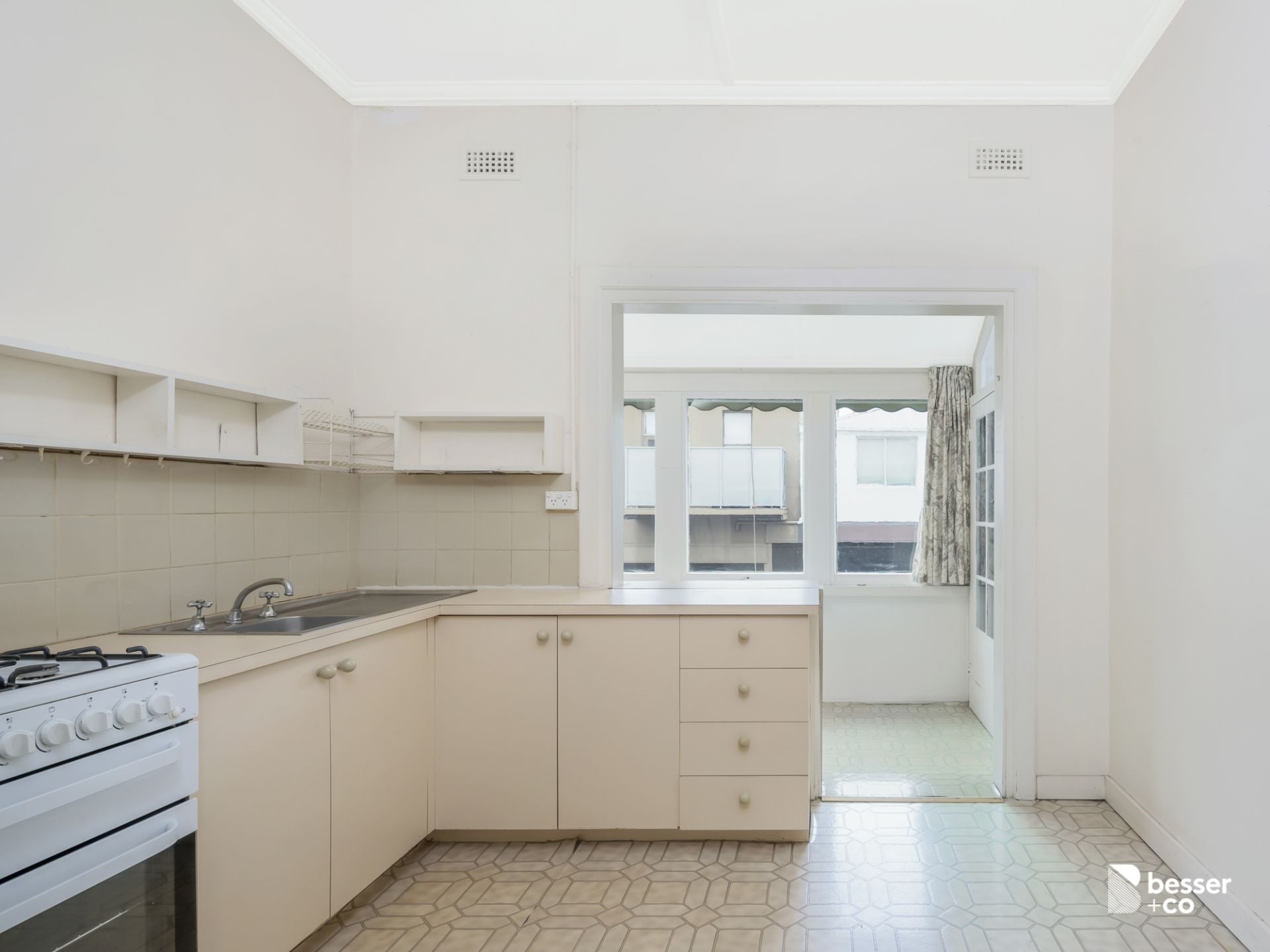 7/1A Hawsleigh Avenue, Balaclava - Thumbnail 8