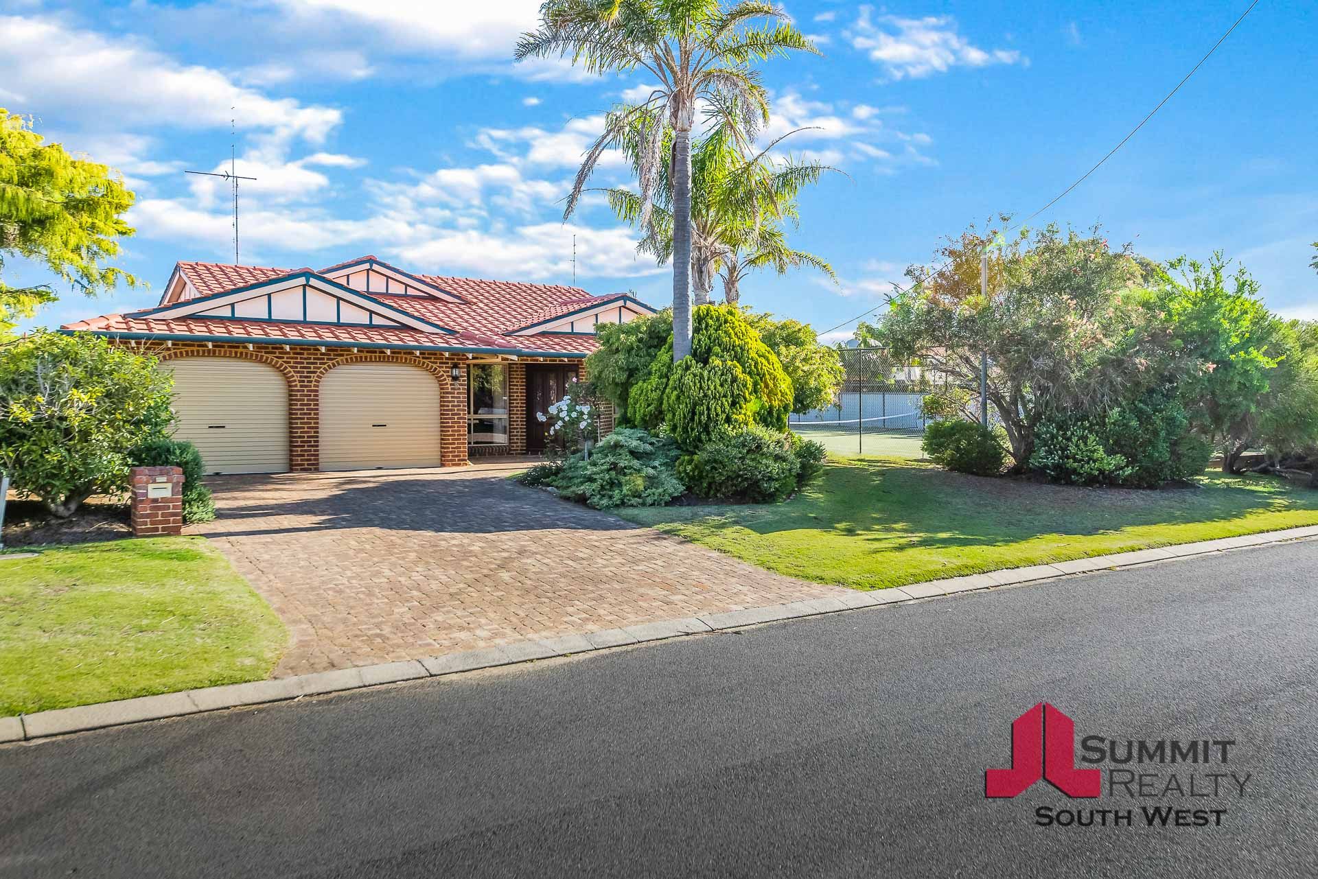 Real Estate For Sale 5 Olsen Grove South Bunbury , WA